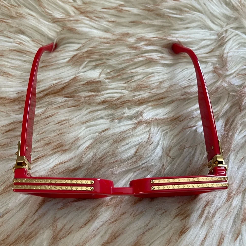 Authentic. Excellent condition. - Picture 3 of 7